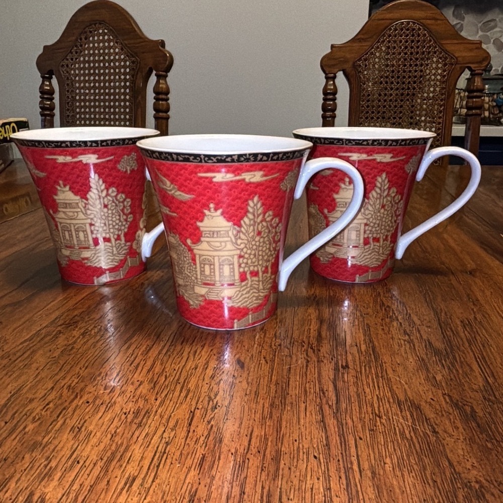 Forbidden City Pagoda Chinoiserie Gold Red Fine China Mugs Set of 3